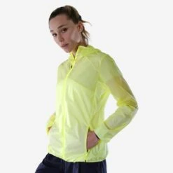 Quechua Veste Coupe Vent Ultra Légère De Randonnée Rapide Femme FH 500 Hélium Wind Jaune 7 Quechua Veste Coupe Vent Ultra Légère De Randonnée Rapide Femme FH 500 Hélium Wind Jaune -Quechua veste coupe vent ultra legere de randonnee rapide femme fh 500 helium wind jaune 7